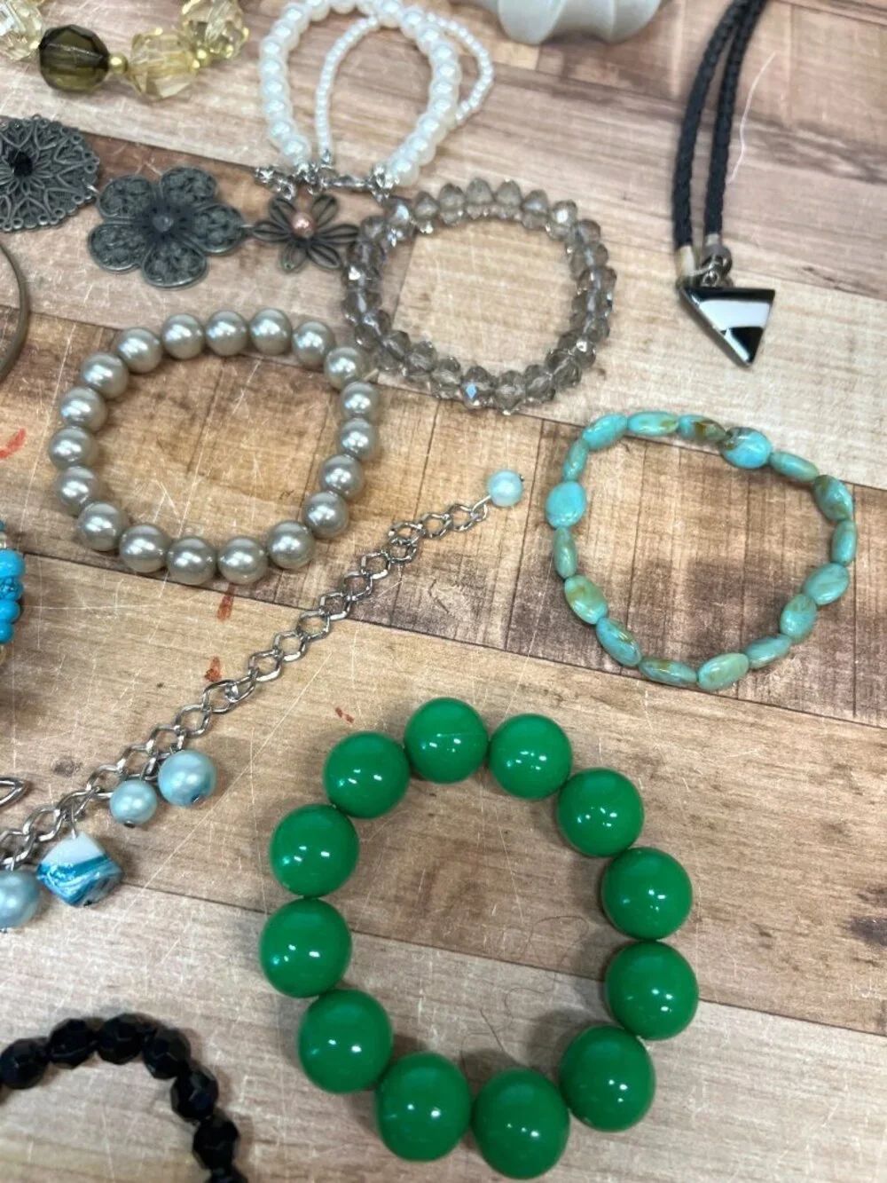 Vintage & Modern Bracelet & Jewelry Lot With Beads Pearls Metal & Resin For Craf